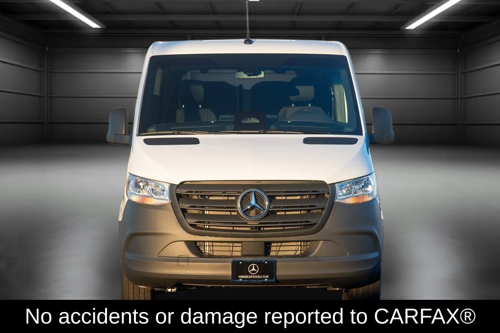 Thumbnail: 2025 Mercedes-Benz Sprinter - 2