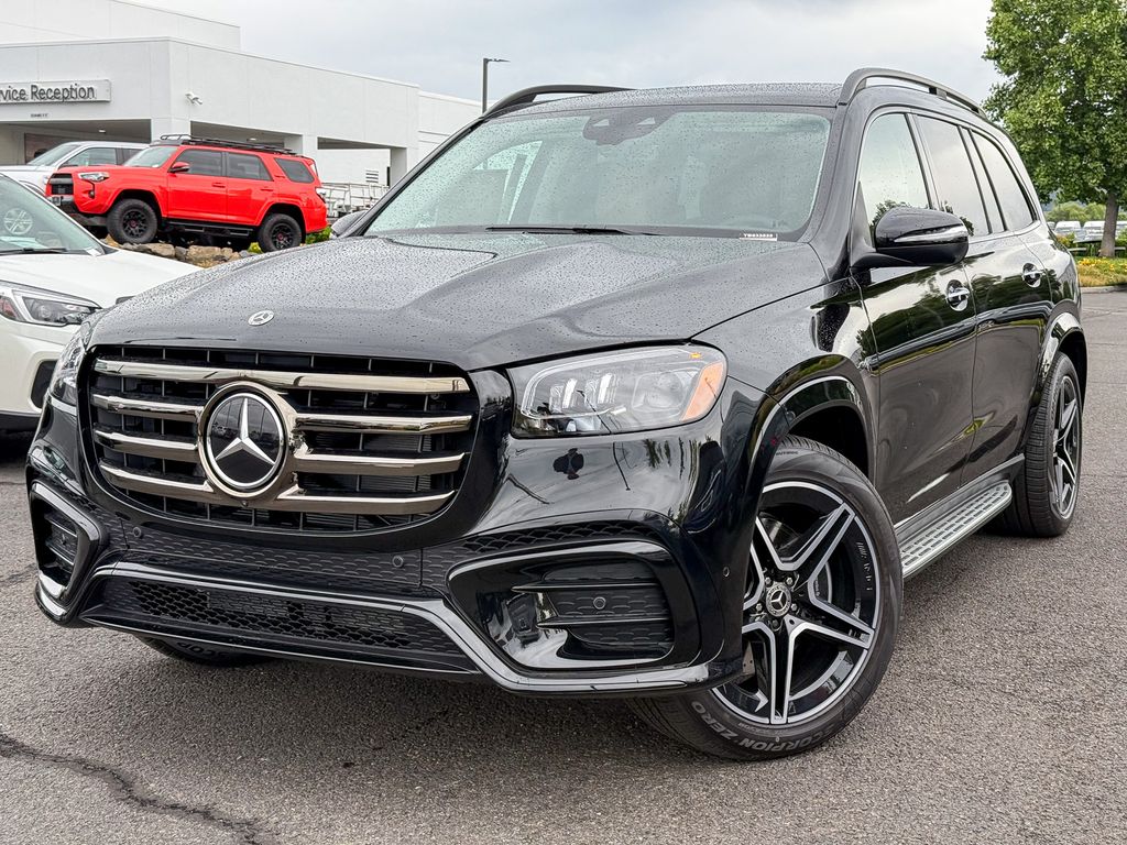 2026 Mercedes-Benz GLS GLS 450 4MATIC's photo
