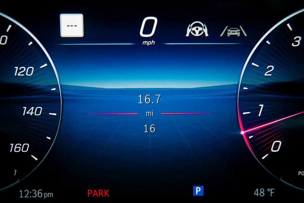 Thumbnail: 2025 Mercedes-Benz E-Class - 40