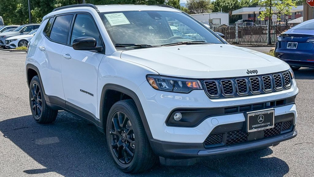 Thumbnail: 2025 Jeep Compass - 3