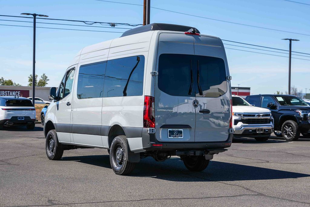 Thumbnail: 2026 Mercedes-Benz Sprinter - 8