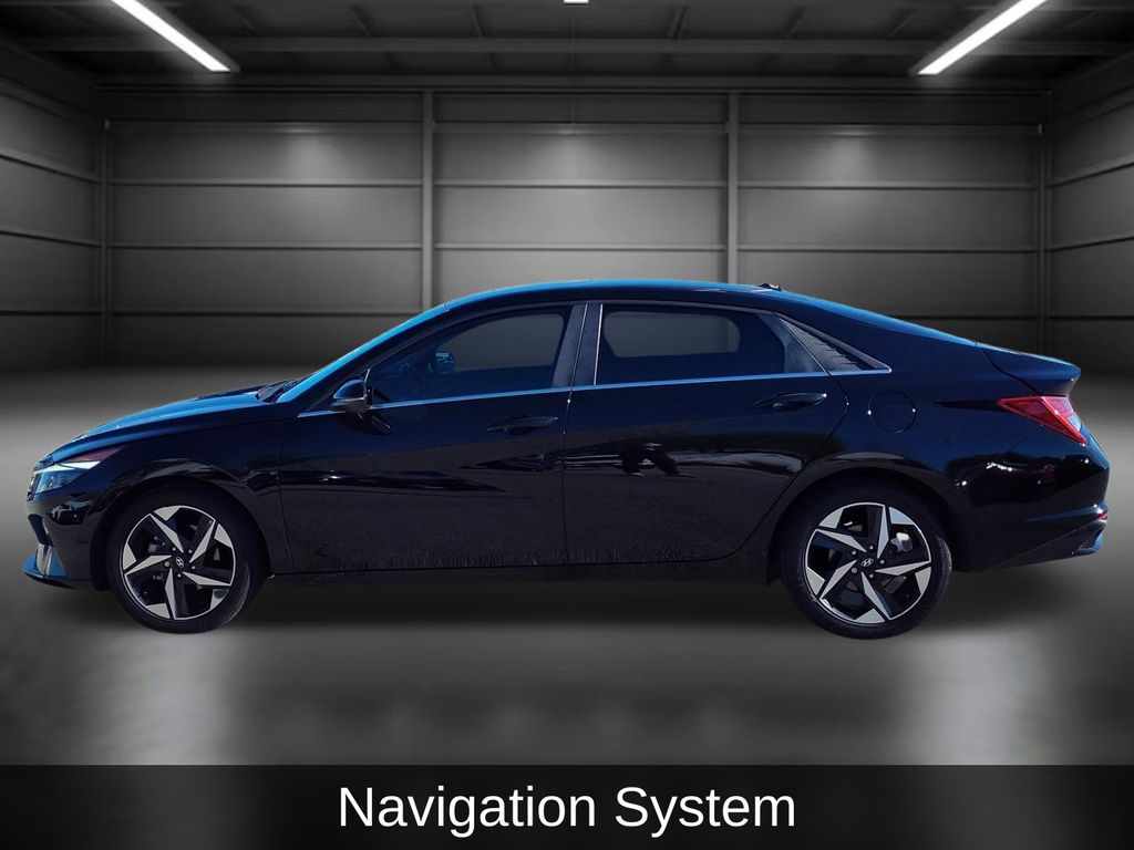 Thumbnail: 2023 Hyundai Elantra - 3