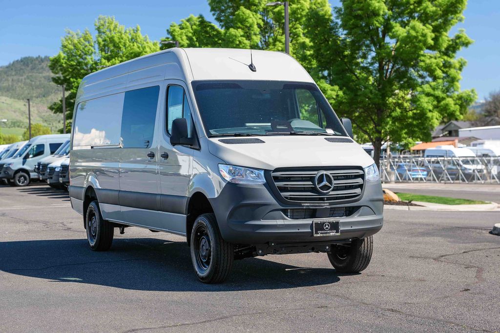 Thumbnail: 2026 Mercedes-Benz Sprinter - 5