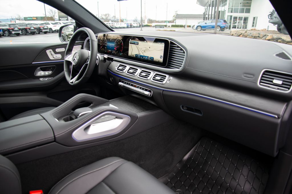 Thumbnail: 2026 Mercedes-Benz GLE - 18