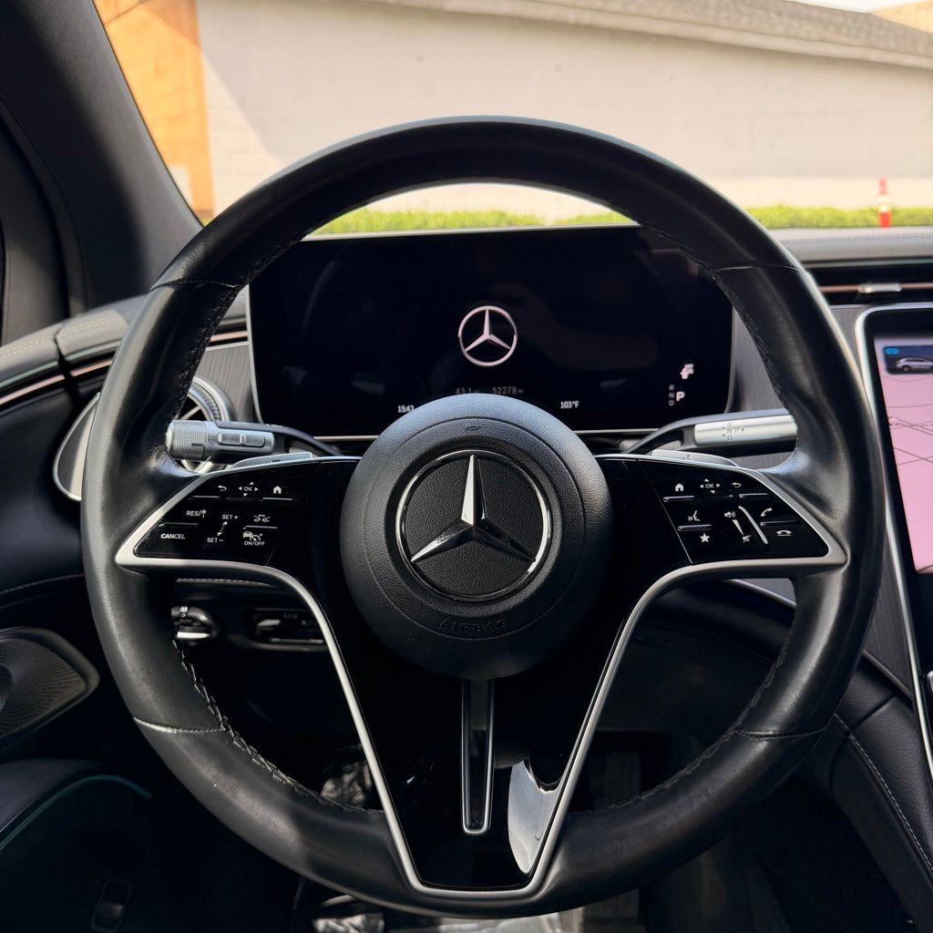 Thumbnail: 2023 Mercedes-Benz EQS - 12