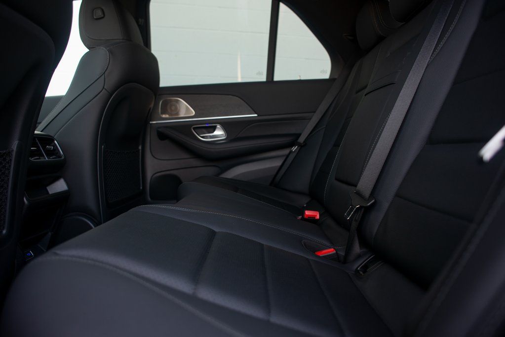 Thumbnail: 2025 Mercedes-Benz GLE - 27