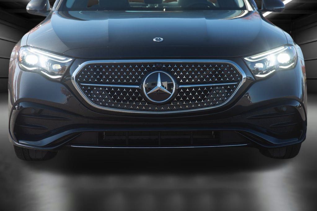 Thumbnail: 2025 Mercedes-Benz E-Class - 15