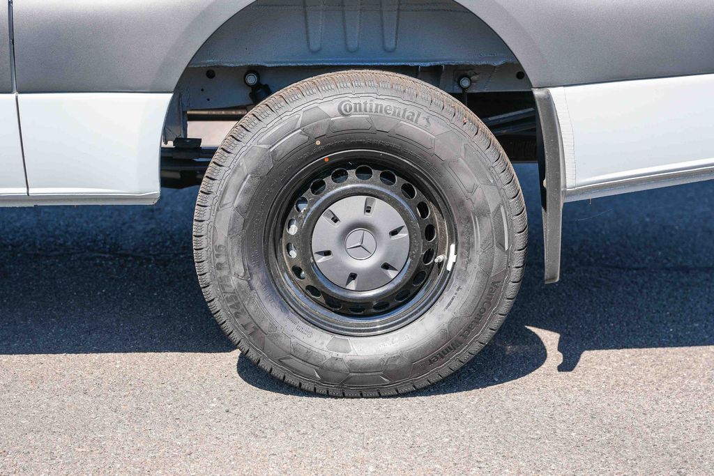 Thumbnail: 2026 Mercedes-Benz Sprinter - 10