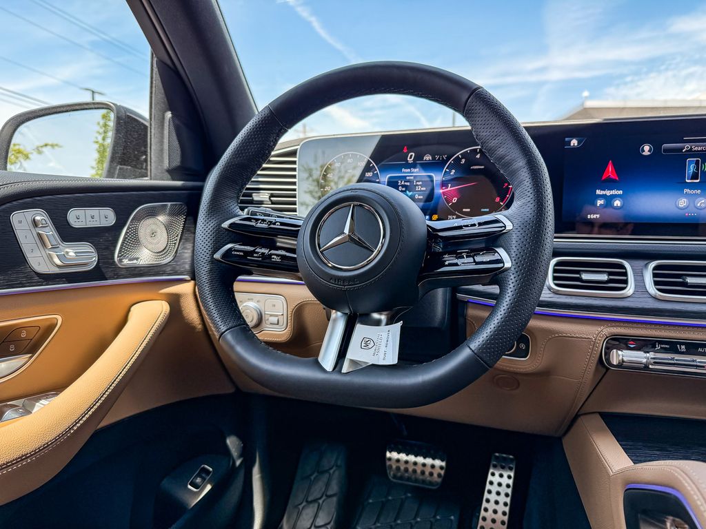 Thumbnail: 2026 Mercedes-Benz GLS - 15