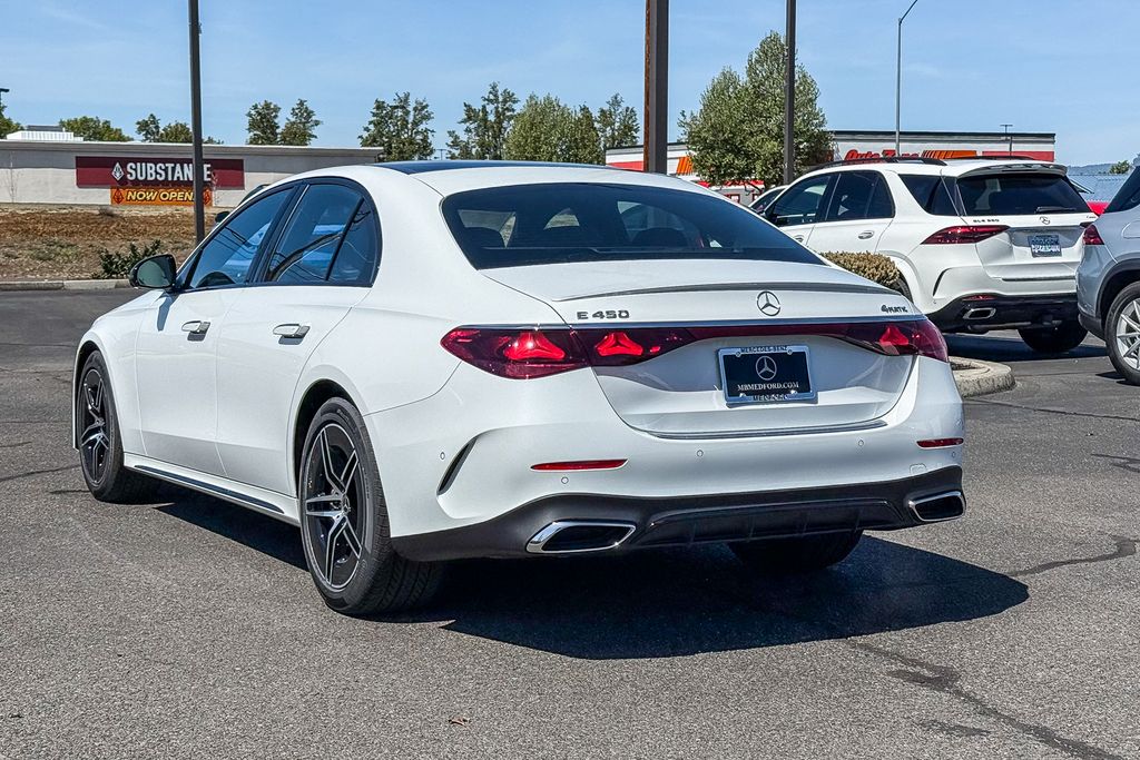 Thumbnail: 2026 Mercedes-Benz E-Class - 7