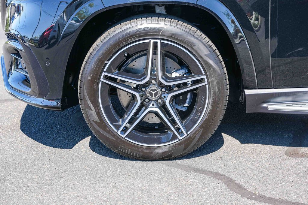 Thumbnail: 2026 Mercedes-Benz GLS - 8