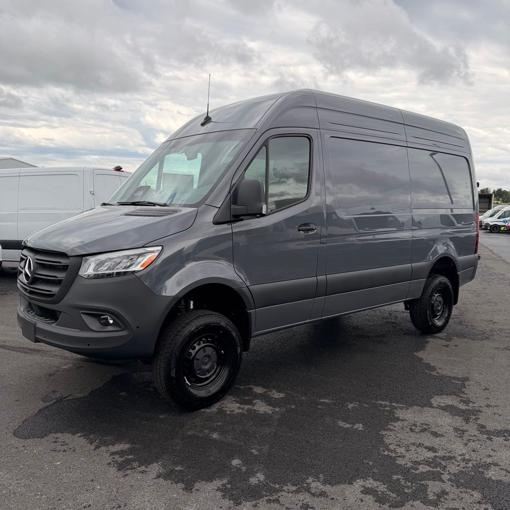 2026 Mercedes-Benz Sprinter 2500 144 WB HO AWD's photo