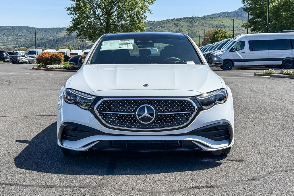 Thumbnail: 2026 Mercedes-Benz E-Class - 3