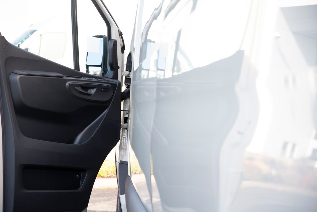 Thumbnail: 2026 Mercedes-Benz Sprinter - 11