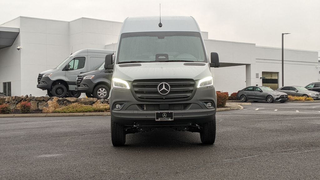 Thumbnail: 2026 Mercedes-Benz Sprinter - 2