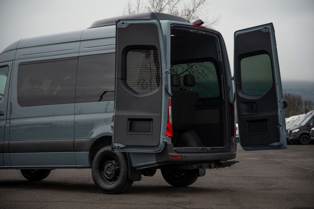 Thumbnail: 2026 Mercedes-Benz Sprinter - 10