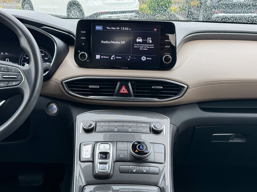 2022 Hyundai Santa Fe SEL - Photo 13