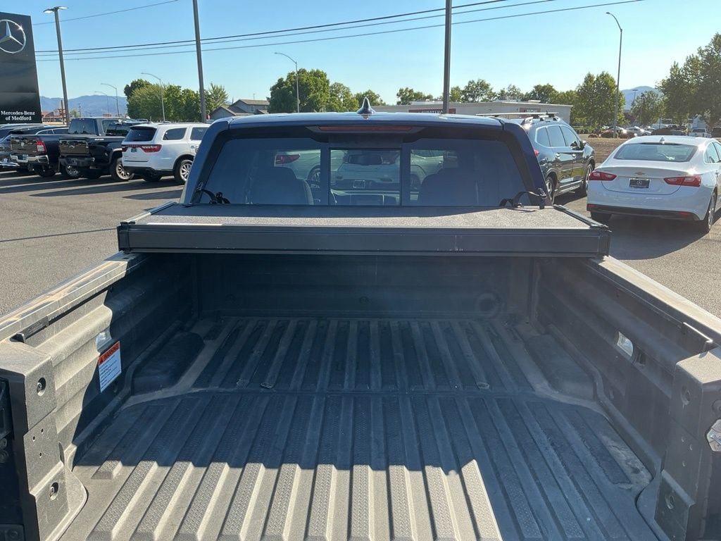 Thumbnail: 2019 Honda Ridgeline - 25