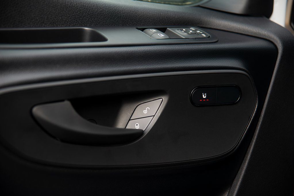 Thumbnail: 2025 Mercedes-Benz Sprinter - 25