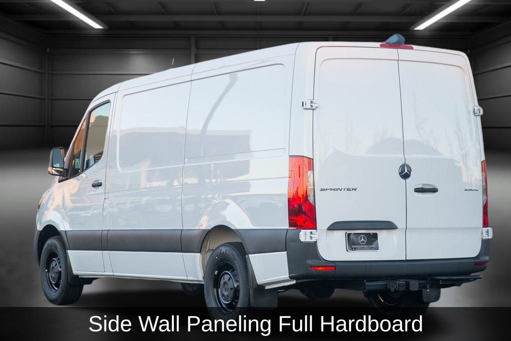 Thumbnail: 2025 Mercedes-Benz Sprinter - 12