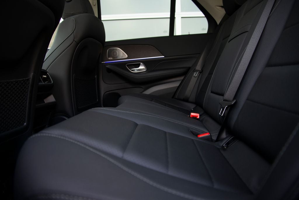 Thumbnail: 2026 Mercedes-Benz GLE - 13