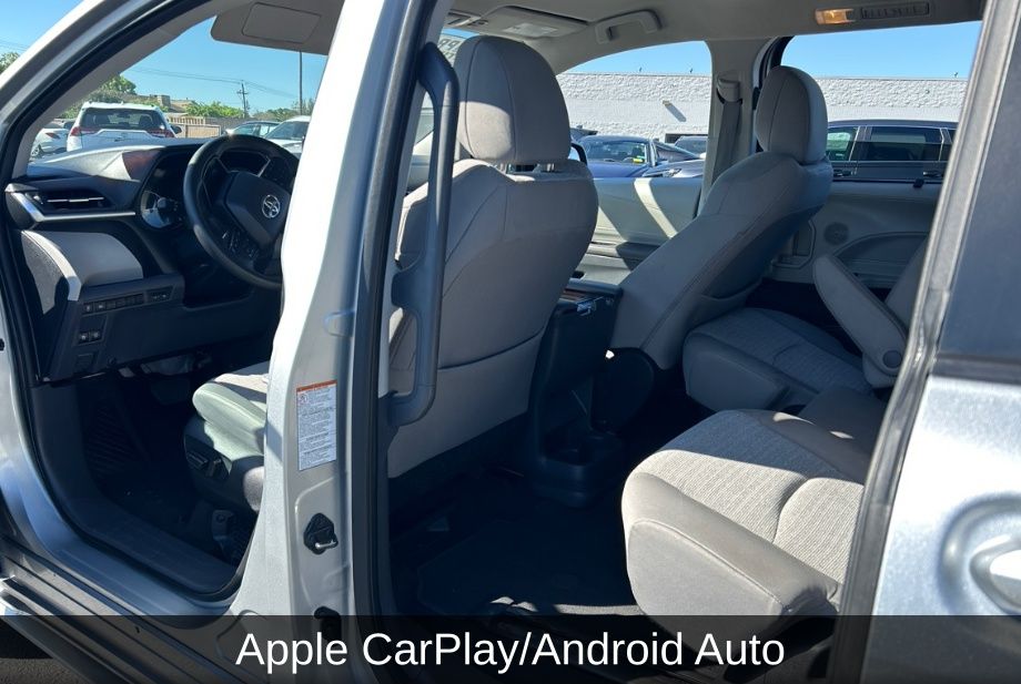 Thumbnail: 2024 Toyota Sienna - 13