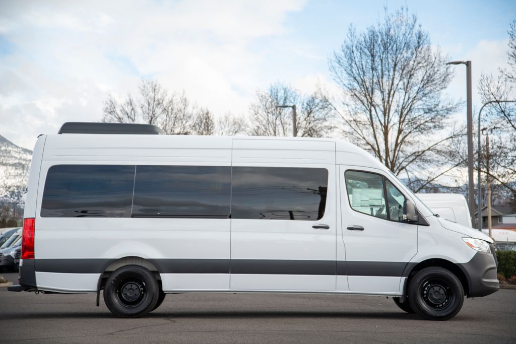 Thumbnail: 2026 Mercedes-Benz Sprinter - 5