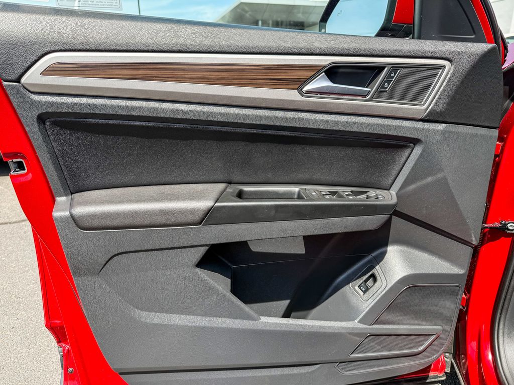 Thumbnail: 2021 Volkswagen Atlas - 19