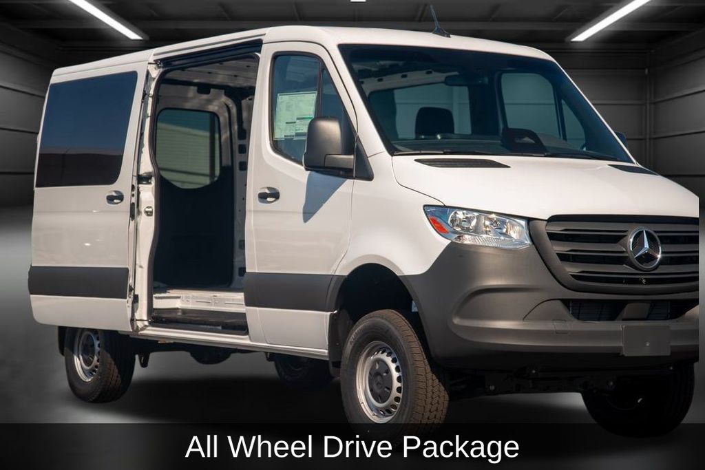 Thumbnail: 2025 Mercedes-Benz Sprinter - 7