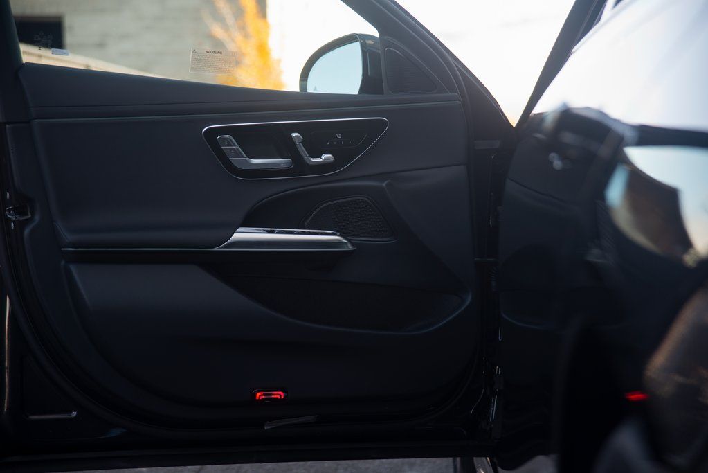 Thumbnail: 2025 Mercedes-Benz E-Class - 19