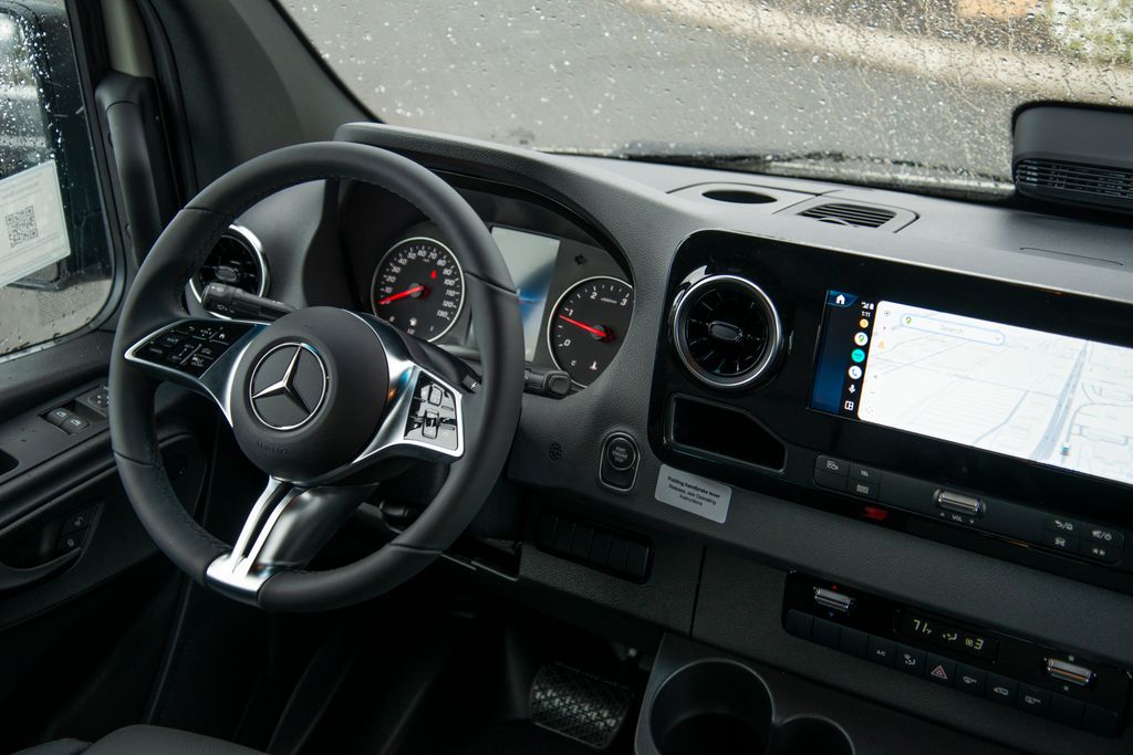Thumbnail: 2026 Mercedes-Benz Sprinter - 18