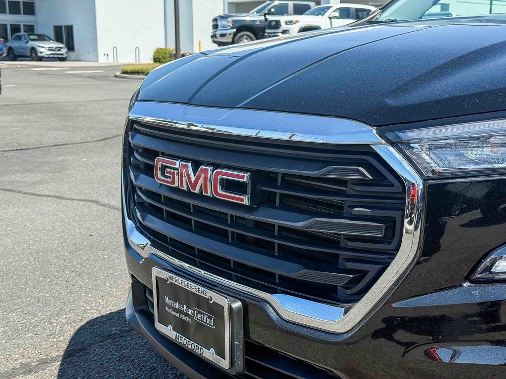 Thumbnail: 2024 GMC Terrain - 3