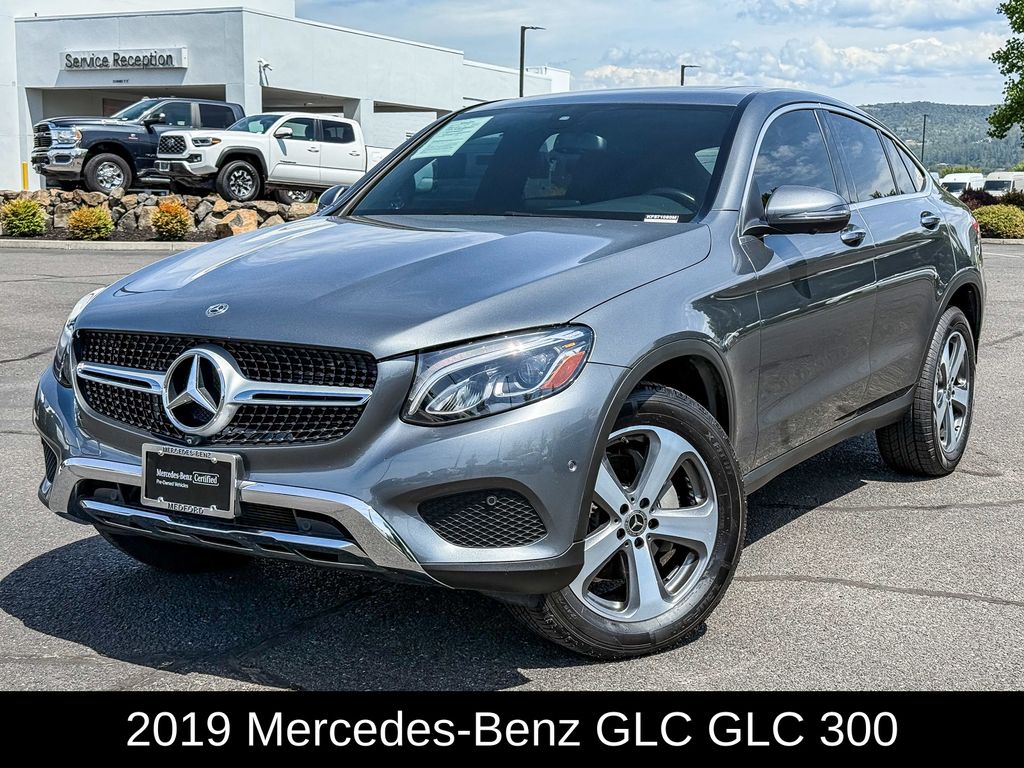 2019 Mercedes-Benz GLC GLC300 4MATIC's photo
