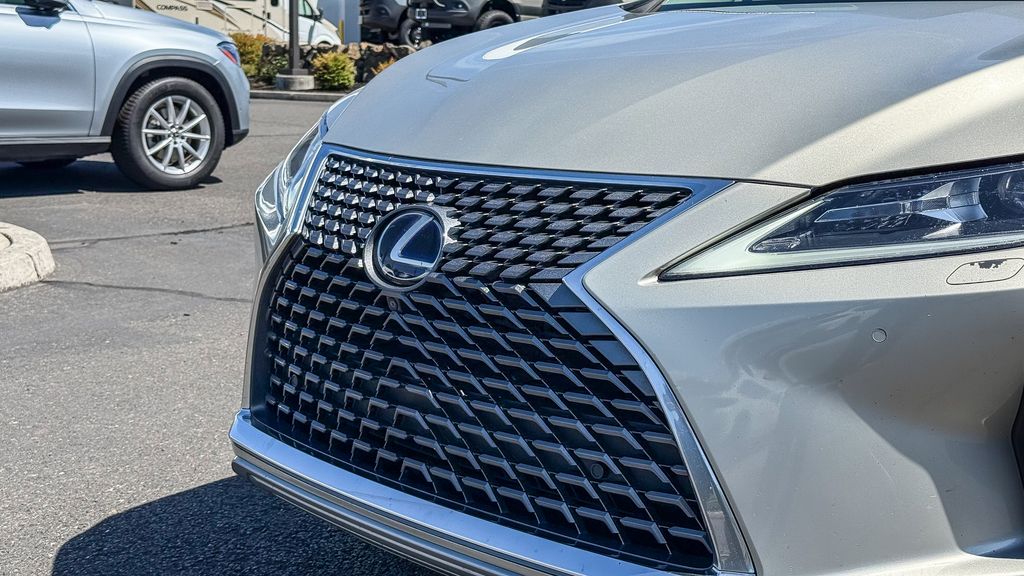 Thumbnail: 2021 Lexus RX - 3
