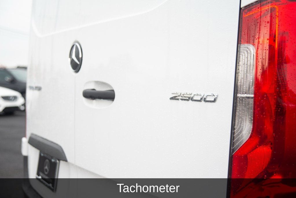 Thumbnail: 2025 Mercedes-Benz Sprinter - 19