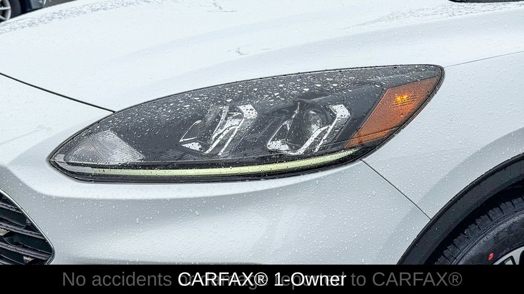 Thumbnail: 2022 Ford Escape - 2