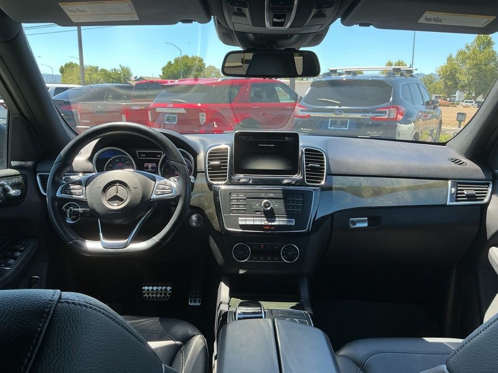 Thumbnail: 2016 Mercedes-Benz GLE - 25