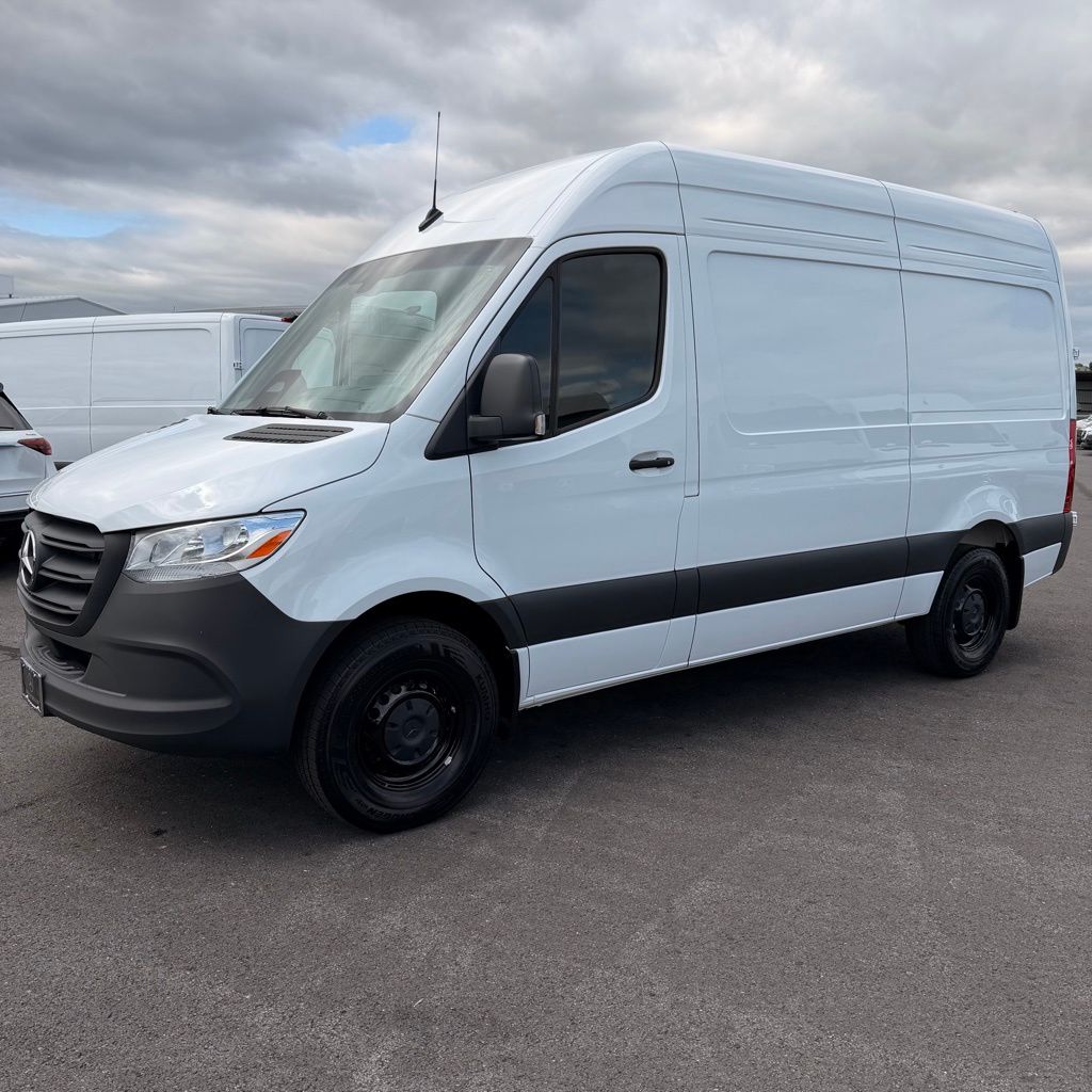 2026 Mercedes-Benz Sprinter 2500 144 WB HO's photo