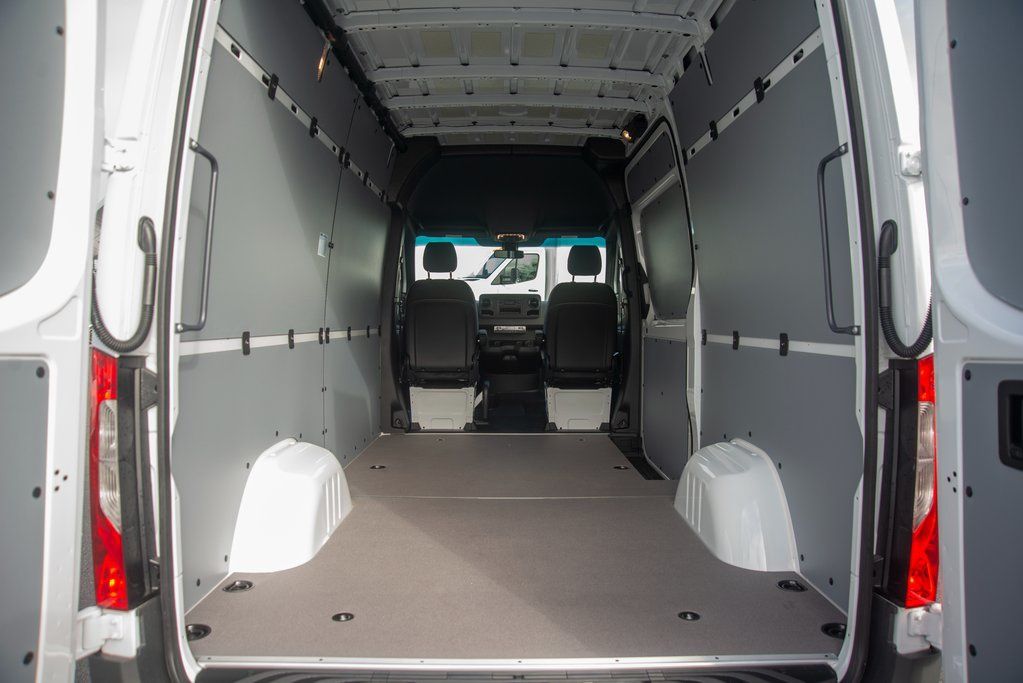 Thumbnail: 2025 Mercedes-Benz Sprinter - 39