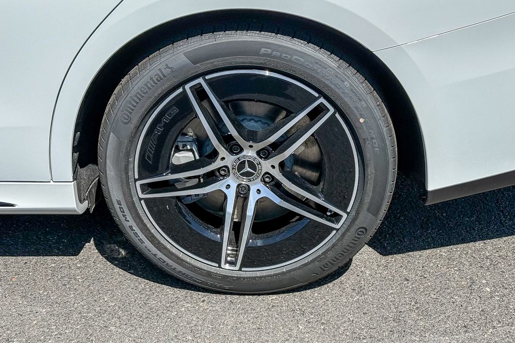 Thumbnail: 2026 Mercedes-Benz E-Class - 9