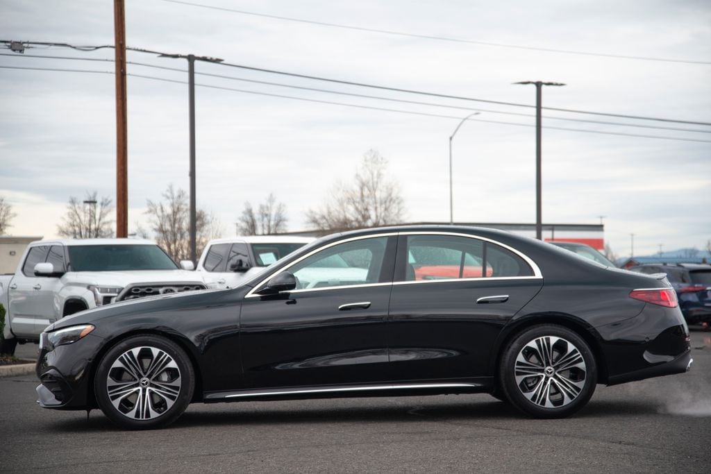 Thumbnail: 2026 Mercedes-Benz E-Class - 6