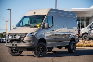 2025 Mercedes-Benz Sprinter 2500 Standard Roof 4-Cyl Diesel HO Van Cargo Van
