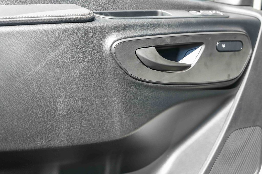 Thumbnail: 2026 Mercedes-Benz Sprinter - 21