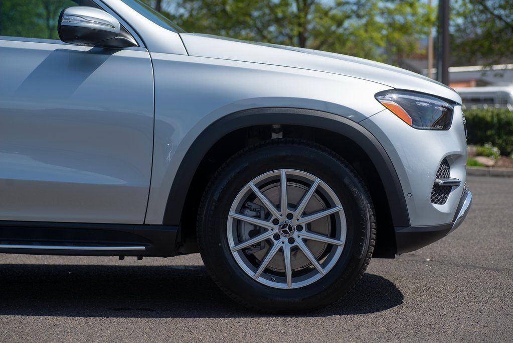 Thumbnail: 2025 Mercedes-Benz GLE - 11