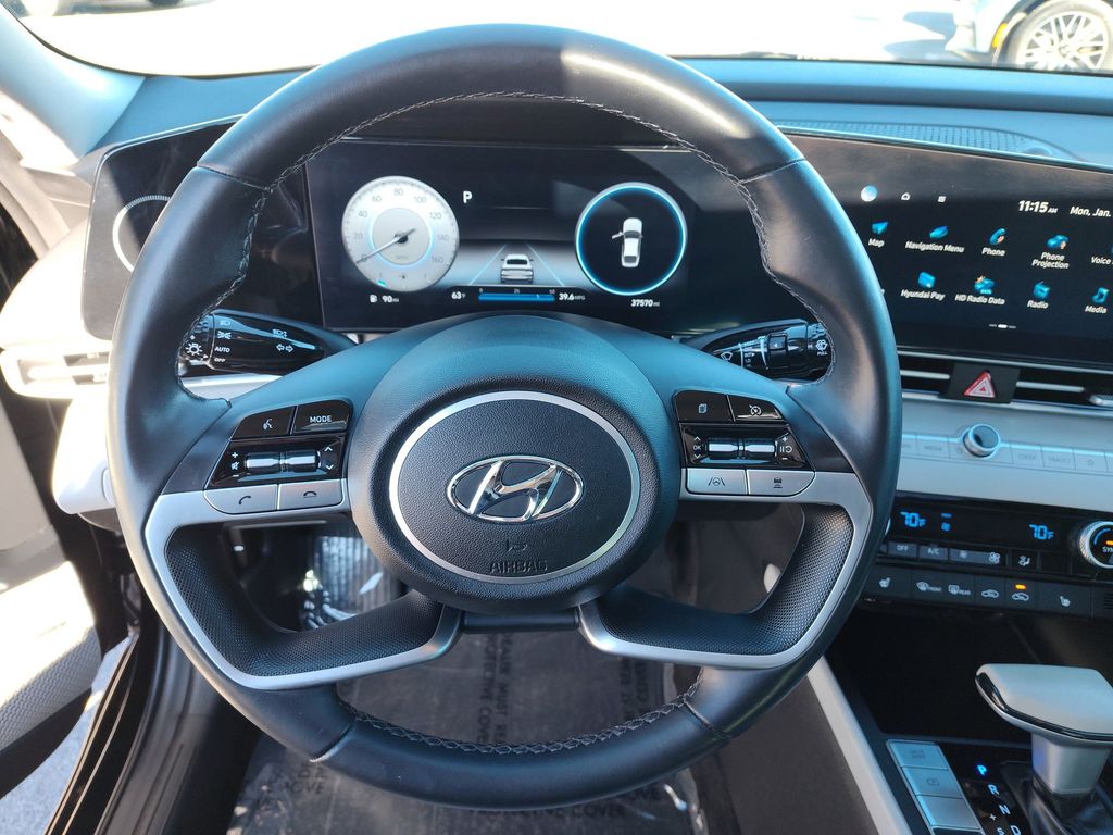 Thumbnail: 2023 Hyundai Elantra - 21