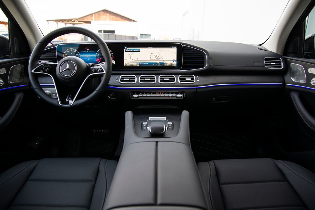 Thumbnail: 2026 Mercedes-Benz GLE - 17