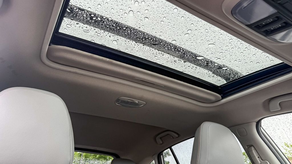 Thumbnail: 2022 Subaru Crosstrek - 16