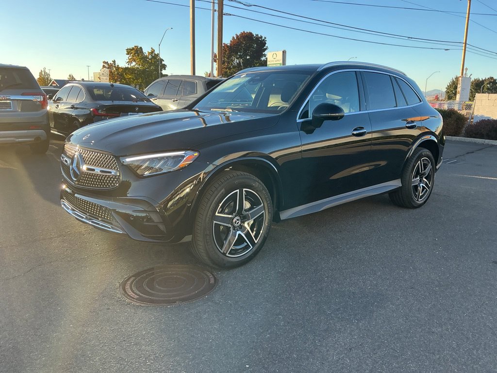 2027 Mercedes-Benz GLC