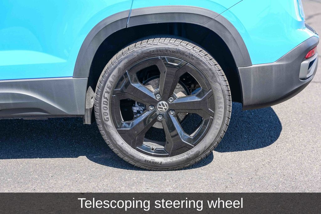 Thumbnail: 2025 Volkswagen Taos - 11