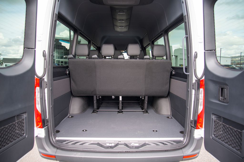 Thumbnail: 2026 Mercedes-Benz Sprinter - 22